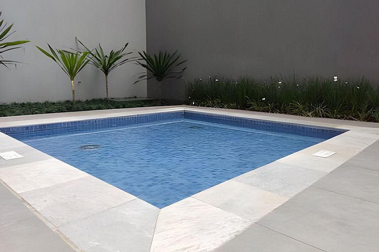 Flat completo com piscina, 50m do metrô Brás!