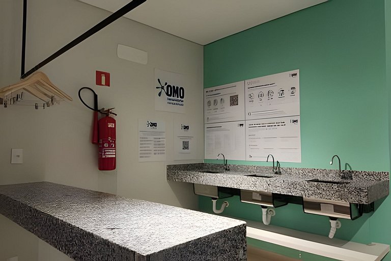 Flat aconchegante com piscina, 100m do metrô Brás
