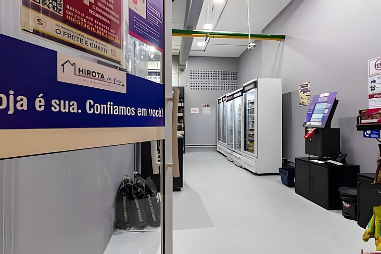 Luxo com Piscina ao Lado do Metrô Brás
