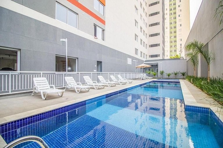 Conforto e Piscina Próximo ao Metrô Brás