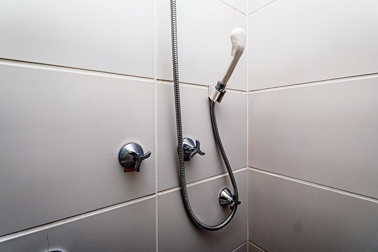 DB06 Estreia! 2Quartos C/ Piscina